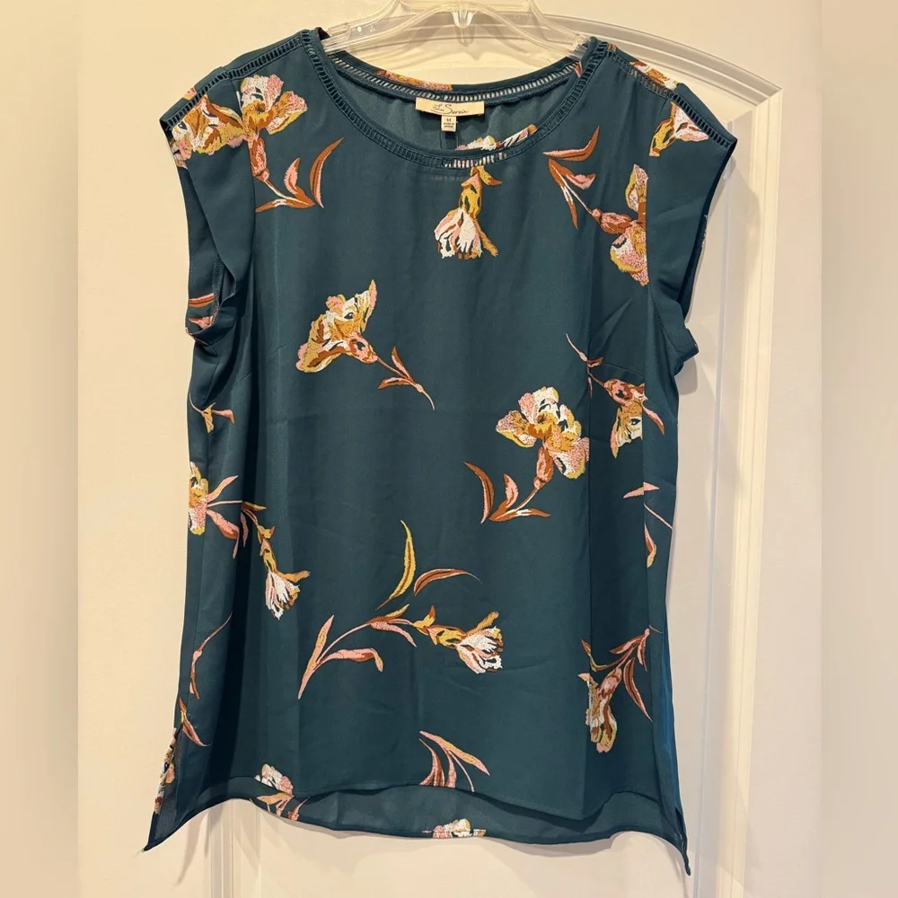 Les Serein - Tara Lattice Trim Blouse - Picture 1 of 5